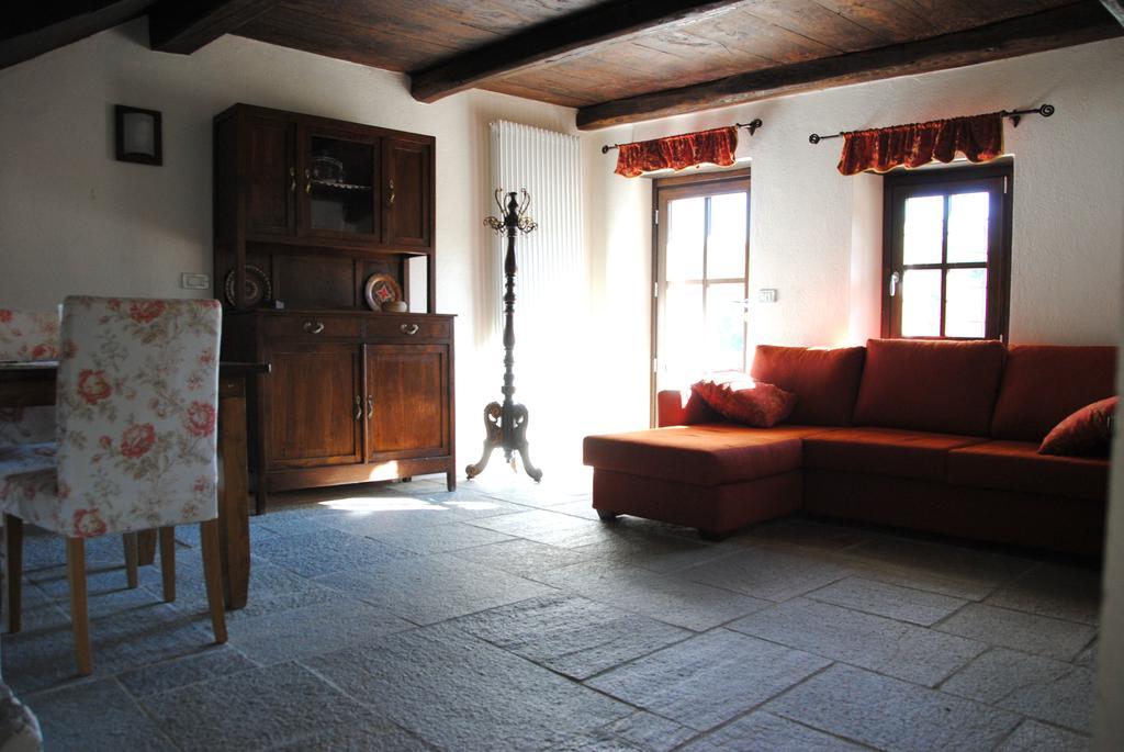 Sere Di Sosta Bagnolo Piemonte Exteriör bild